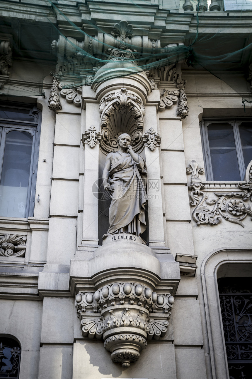 马德里市的雕像和照片 其典型的考古广场首都旅游房子正方形文化艺术建筑学街道国家图片