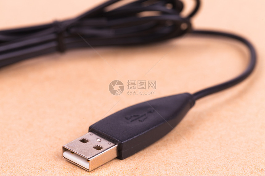 USB 电缆特写标准金属渠道黑色硬件绳索界面插头数据连接器图片