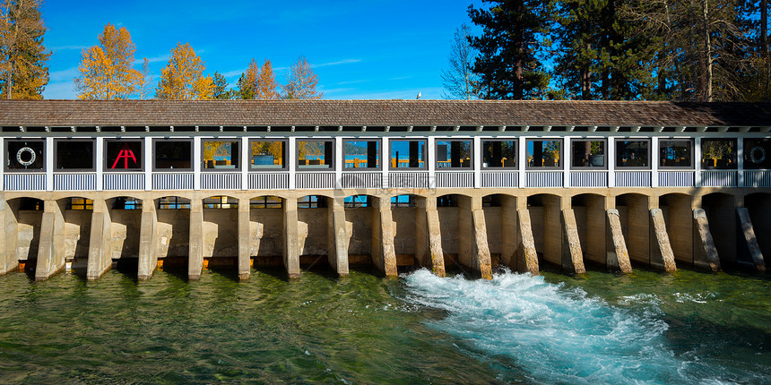 Tahoe Dam湖全景阳光风景目的地水库旅游结构建筑场景水平图片