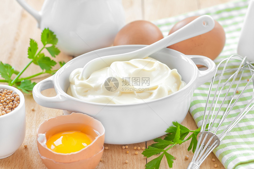 蛋黄酱厨房桌子盘子勺子脂肪营养奶油饮食敷料美食图片