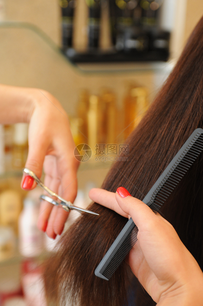 理发发型黑发梳子魅力工作成人理发师女性剪刀头发图片