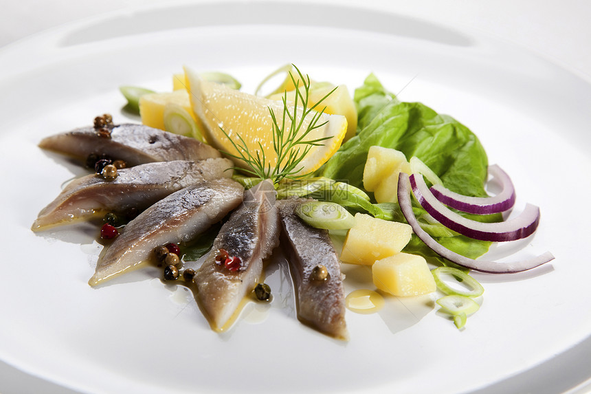 脱硫洋葱熟食养分食品鱼片装饰品餐厅盘子营养腌料图片