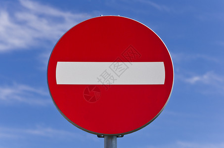 无入境警告路标运输插图圆形入口圆圈蓝色天空禁令背景图片