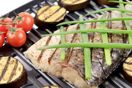 烤的烧烤肉片植物鱼片绿色水产海鲜钓鱼白色蟑螂养殖洋葱背景图片