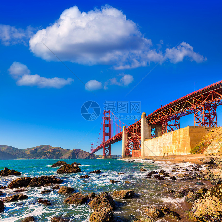 旧金山金门大桥 马歇尔海滩加利福尼亚州旅游建筑学天空海滩蓝色工程建造地标支撑电缆图片