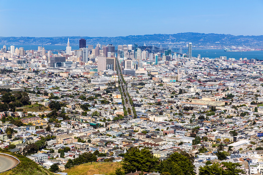 来自加利福尼亚双峰山的旧金山天际线蓝色中心天空建筑物市中心景观高楼建筑学城市景点图片