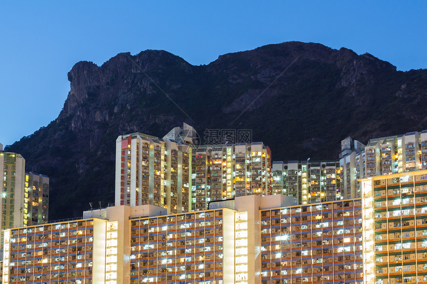 夜里九龙边景观狮子建筑学建筑大都会人口岩石城市风景住房图片