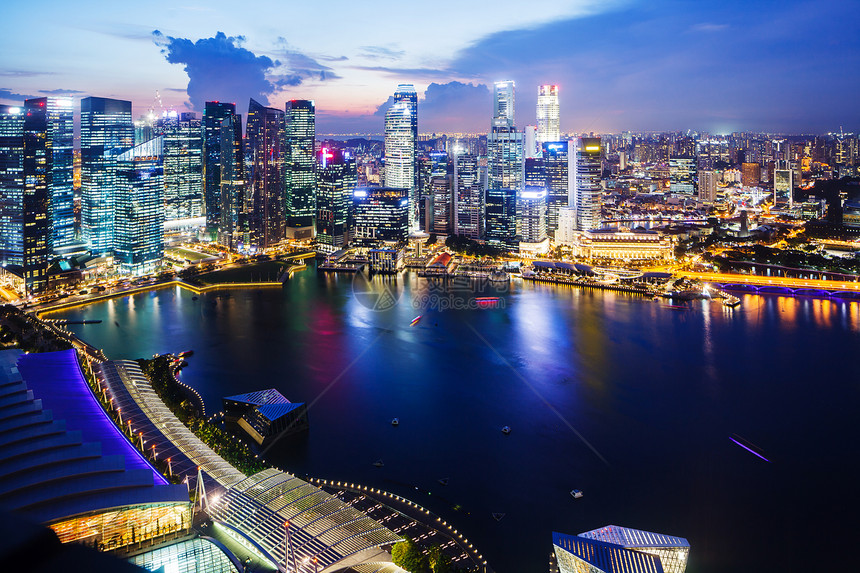 新加坡之夜海景建筑金融风景都市城市海洋公司场景市中心图片
