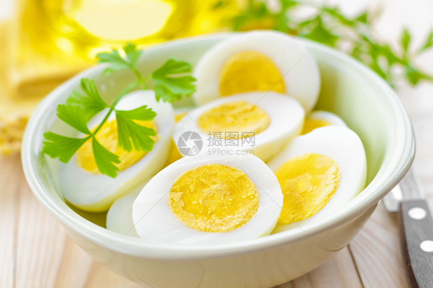 煮鸡蛋烹饪早餐小吃午餐桌子食物蛋黄服务美食香菜图片