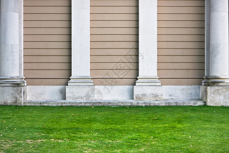 罗马建筑庭院花园草地绿色水泥石头大学背景图片