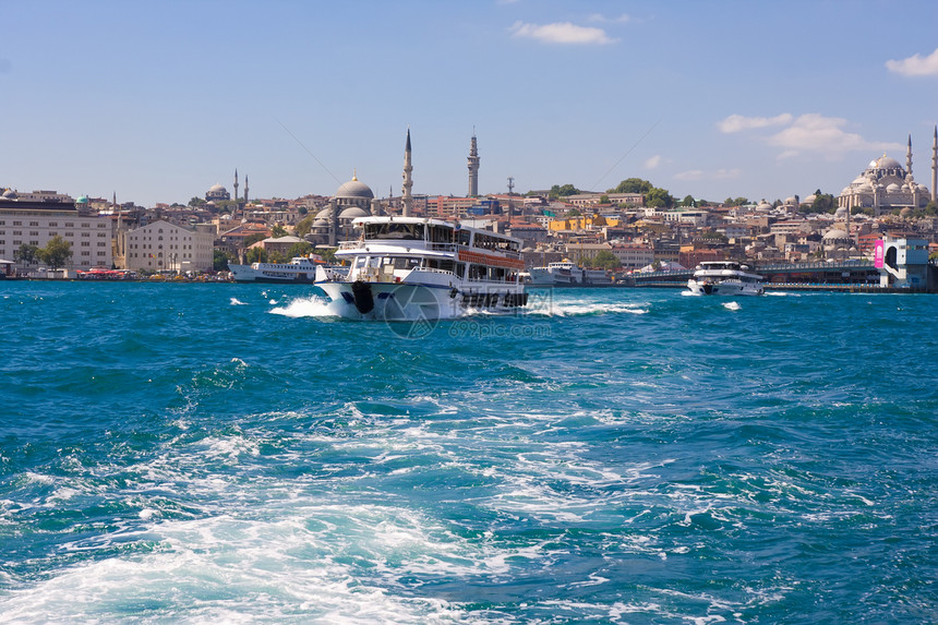 伊斯坦布尔Bosphorus火鸡旅行天际风景蓝色乘客场景血管建筑景观图片