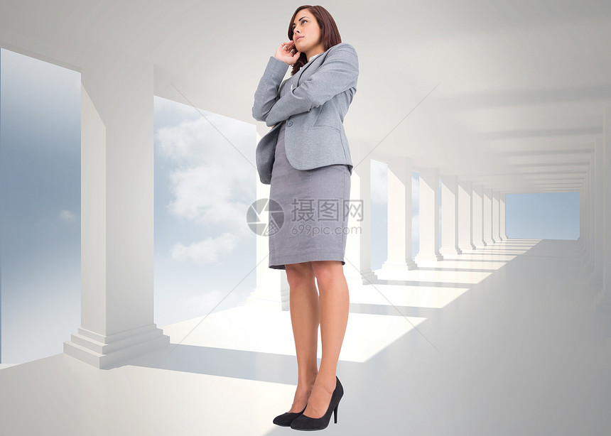 令人忧心的女商务人士综合形象人士门厅职业计算机棕色商业女士走廊公司天空图片