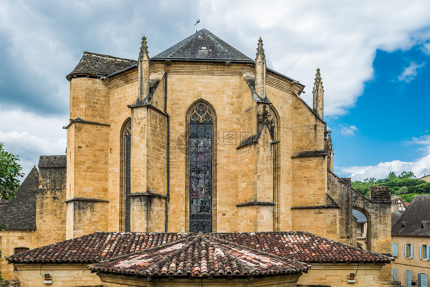 法国的萨尔特多尔多文村庄目的地大教堂建筑外观地方建筑学教会旅行地标图片