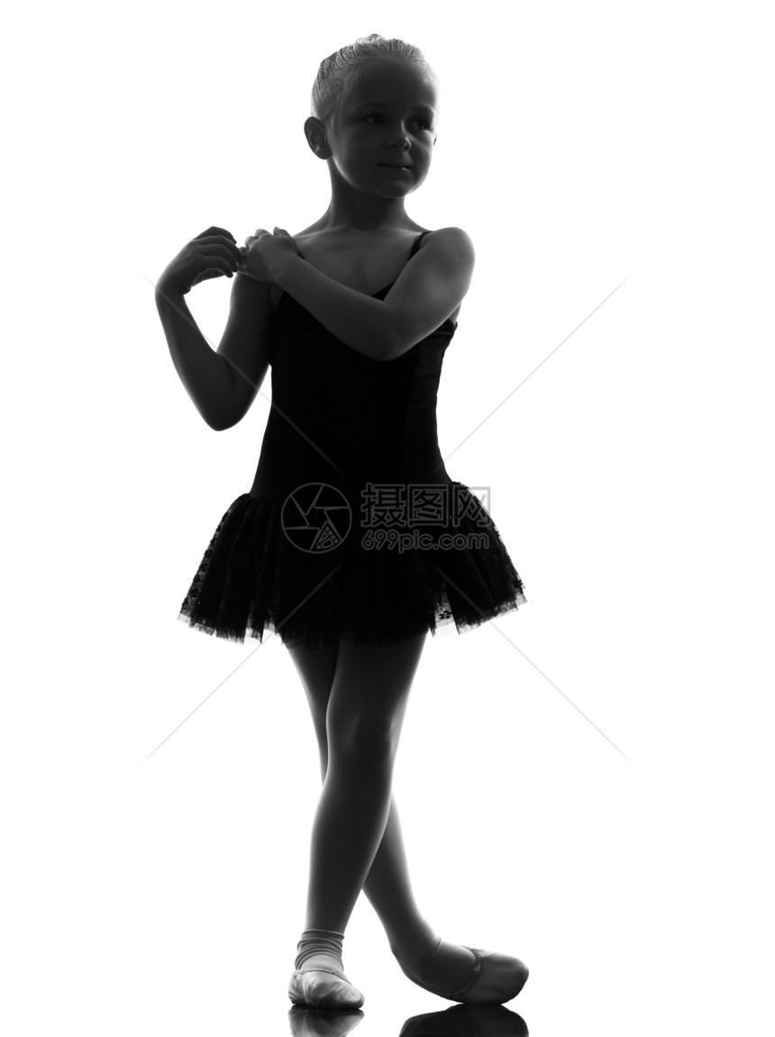 一个小女孩芭蕾芭蕾舞女芭蕾舞者 舞蹈双轮演员小姑娘孩子小女孩黑天鹅短裙黑色女性成年人青年图片