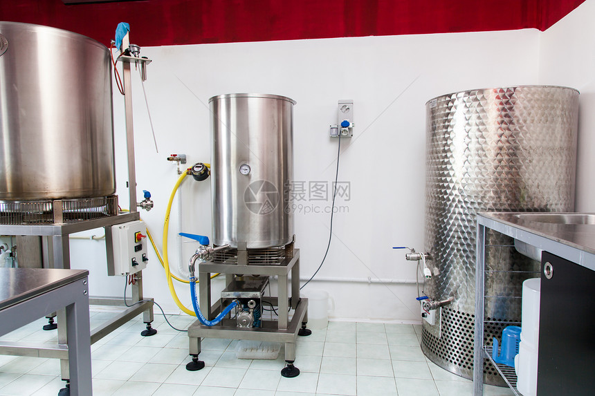 酿酒细节技术贮存工作酒精压力啤酒酿造管道工业生产图片