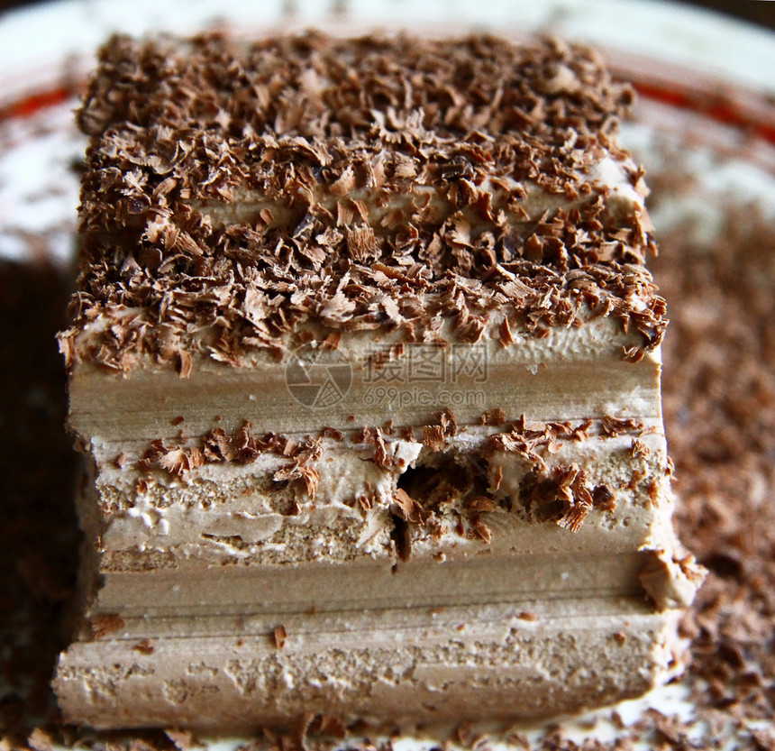 巧克力冰淇淋和加硬巧克力棕色磨碎食物奶油地面香气甜点盘子冻结图片