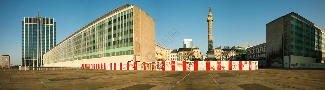 布鲁塞尔市中心建筑线条办公室摩天大楼景观艺术城市蓝色历史绿色背景图片