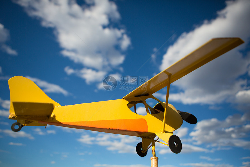 黄旧飞机图片