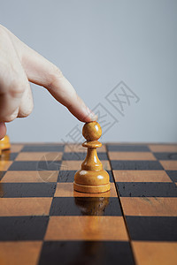 男人做一个移动象棋当丢弃攻击锦标赛黑色游戏红色广告孤独宣言典当背景图片