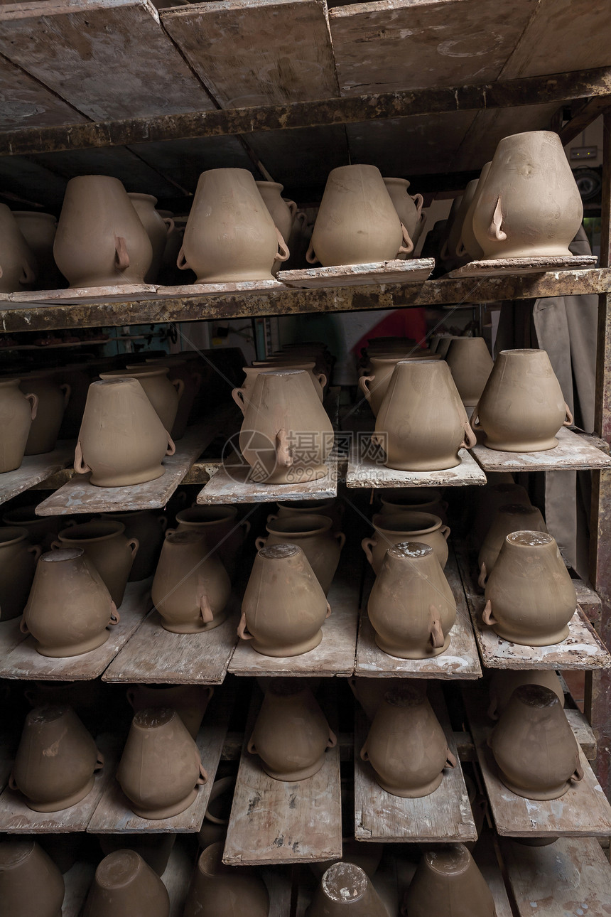 西班牙安达卢西亚Jaen省Bailen典型的陶瓷陶瓷陶器工作工艺石器手工模具传统古董创造力娱乐图片