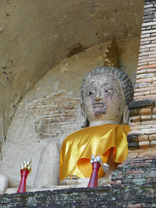 佛像雕塑祷告信仰智慧金子雕像旅行佛陀文化上帝高清图片