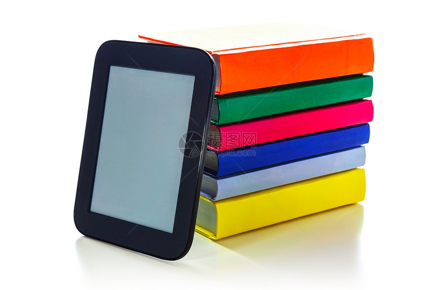 带硬封面书的电子图书阅读器技术工具展示小说数字化药片文学学习书店图书馆图片