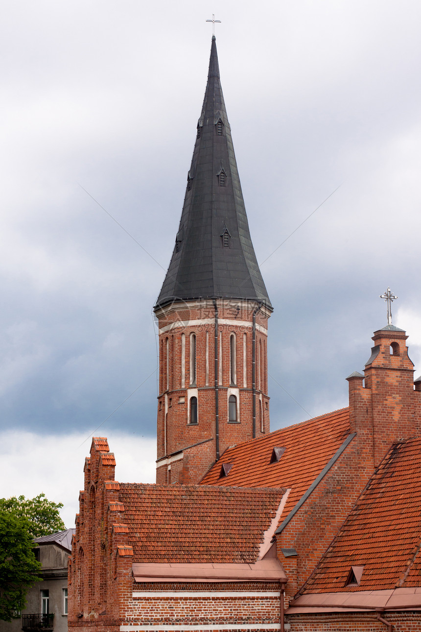 红教堂建筑建筑学教会灰色蓝色圆顶历史白色绿色红色图片
