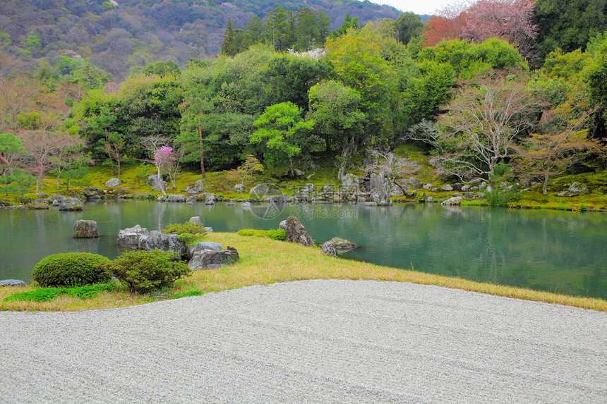 日本花园文化途径红色全景绿色寺庙精神旅行小路公园图片