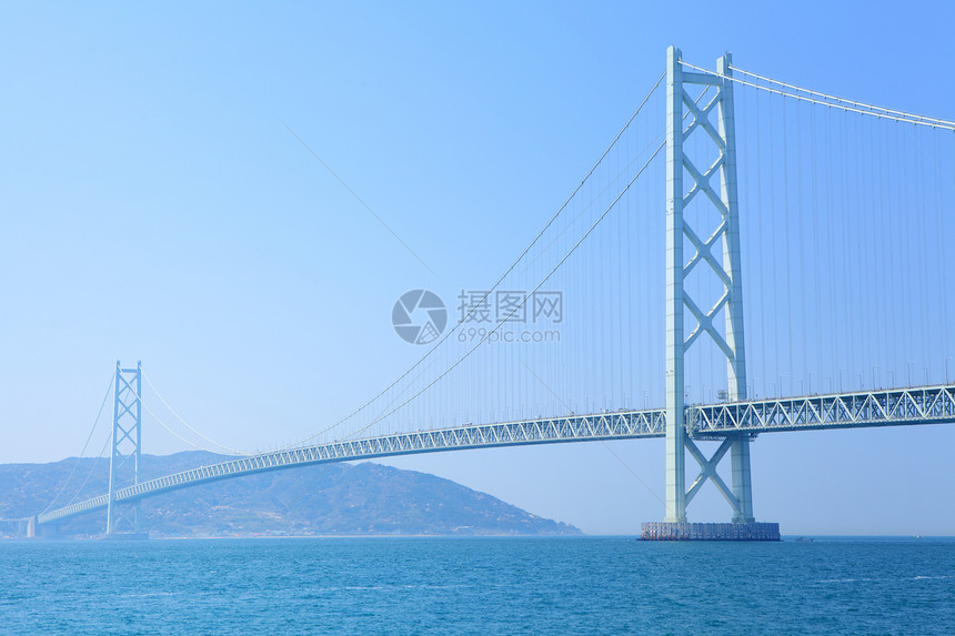 在神户的吊桥海岸支撑海岸线电缆世界蓝色淡路海峡记录晴天图片