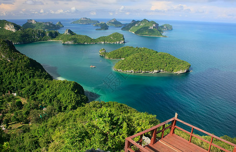 泰勒泰国昂忠国家海洋公园泰国海岸线丛林海湾海洋天线热带蓝色旅行海景海岸背景
