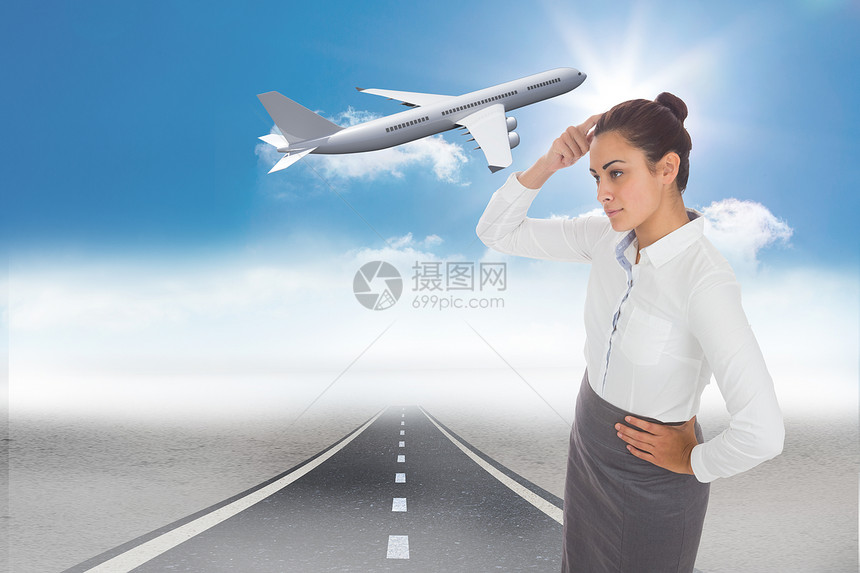 重点突出的女商务人士综合形象旅游女士专注思维绘图计算机飞行头发航空飞机图片