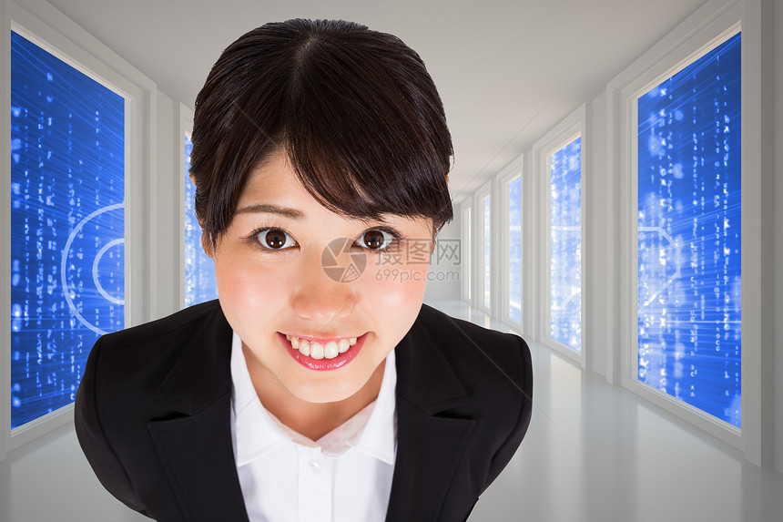 商业妇女笑容的复合形象钥匙女性走廊绘图安全门厅商务房间职业概念性图片