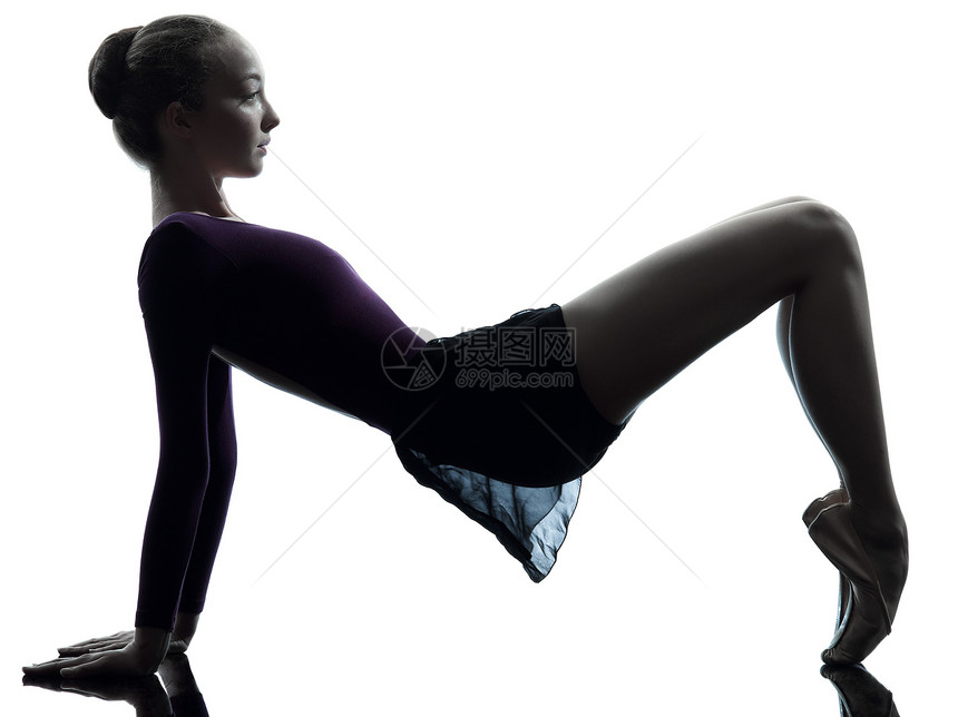 年轻女子芭蕾舞女演员芭蕾舞演员伸展热身 silho体操白色舞蹈家舞蹈女性脚尖足尖成年人阴影女士图片