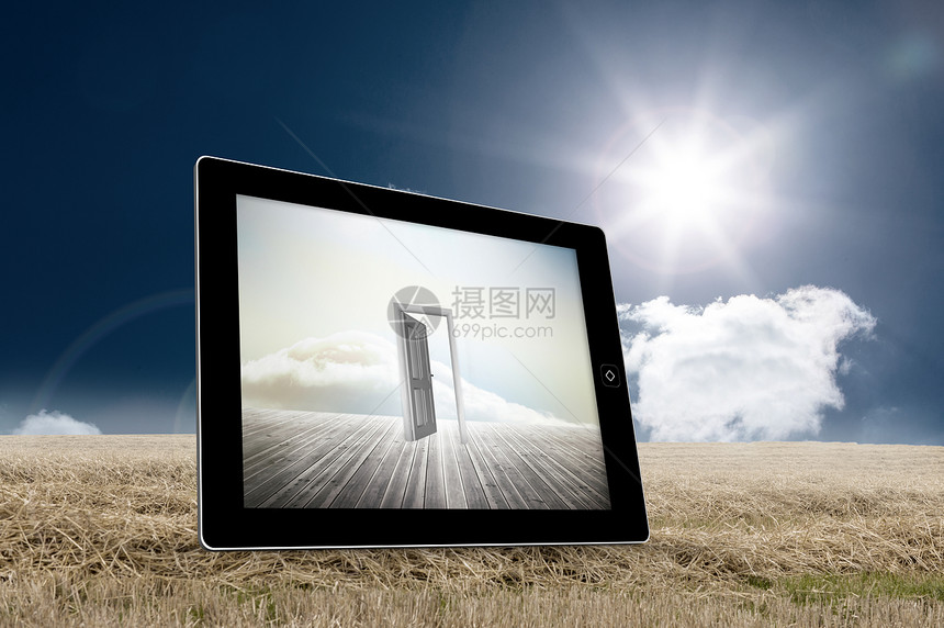 平板屏幕打开门的复合图像阳光媒体农村稻草场地开幕式绘图设备计算机蓝色图片