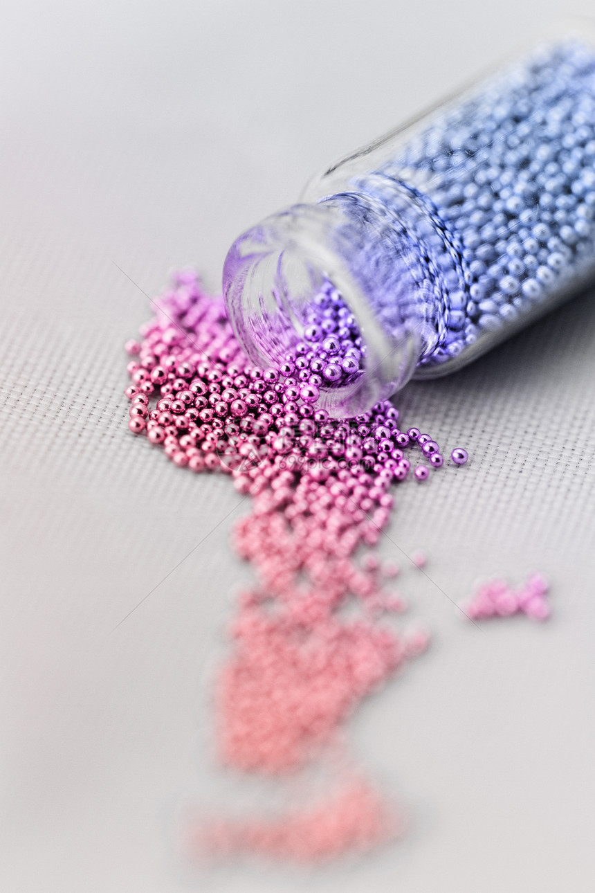 指甲珍珠颜料魅力搪瓷配饰反射微光玻璃化妆品紫色美甲图片