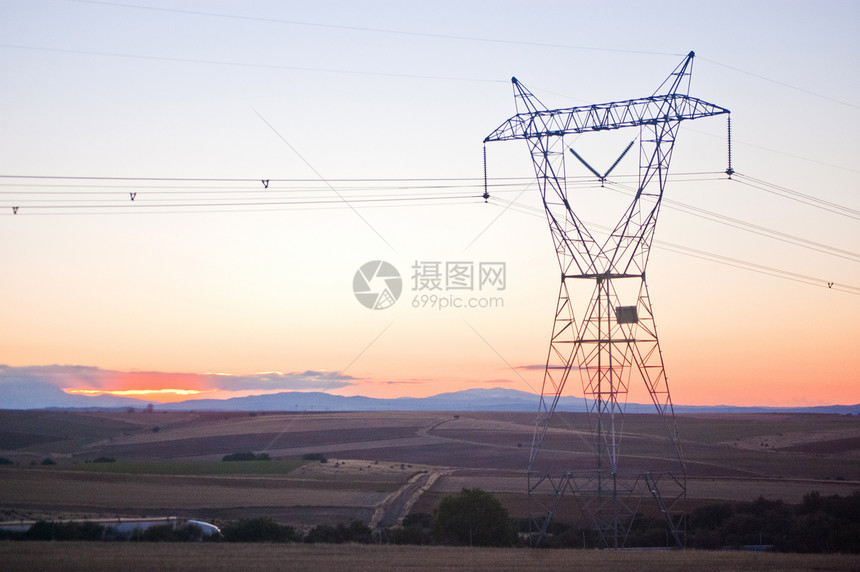 高压电线电力电气能量线路电缆电源线金属动力网格动力塔图片