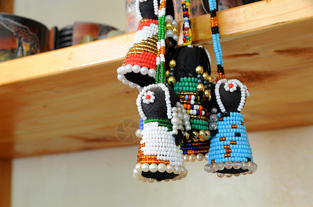 马孔德坦桑尼亚赠送的礼物销售市场陶器平移艺术珠子商品摊位文化咖啡袋背景