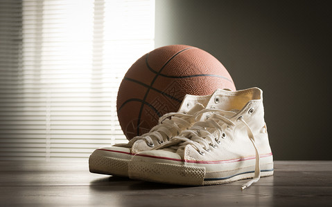 鞋和篮球背景图片