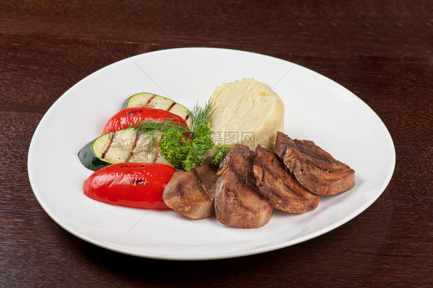 舌头用烤菜午餐牛肉豆子饮食盘子木头叶子食物香菜沙拉图片