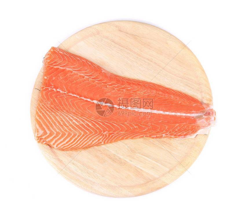 木板上生红鱼营养白色美食盘子海鲜饮食钓鱼淡水食物柠檬图片