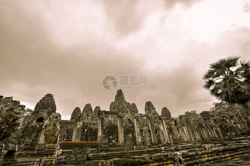 柬埔寨暹粒的和Angkor Wat高棉建筑群高棉语岩石历史宗教古董寺庙蓝色收获文化雕像图片