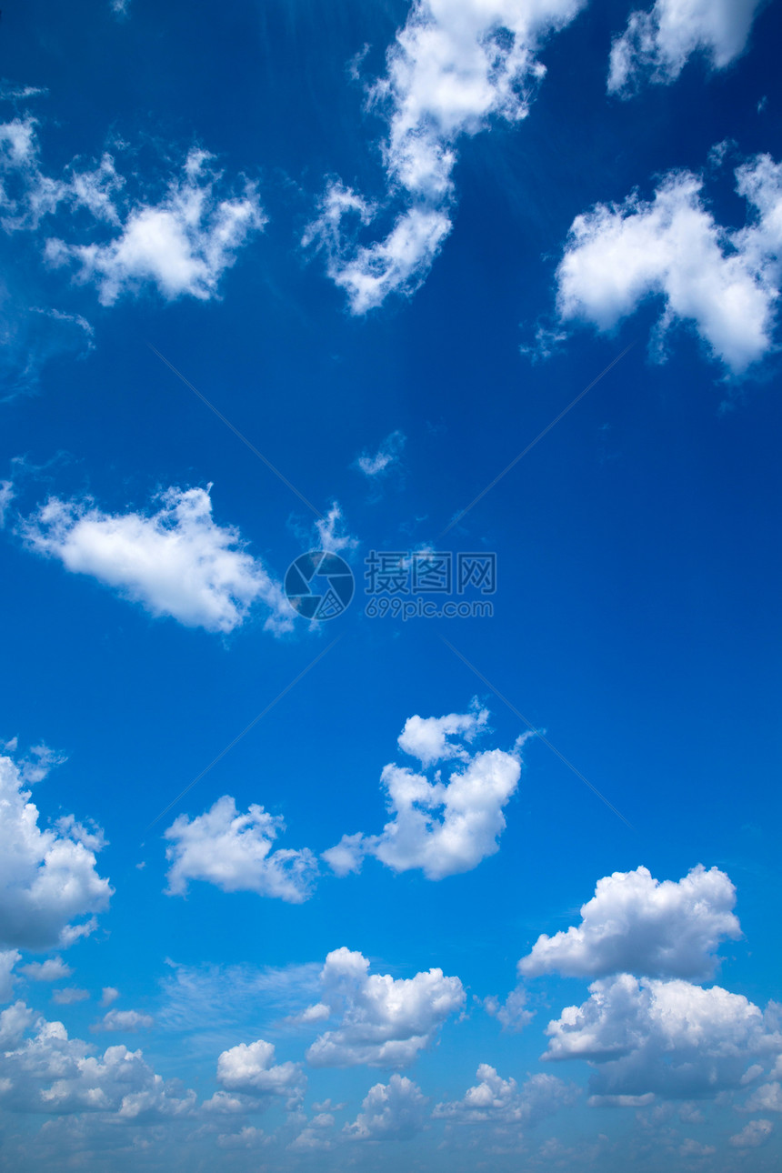 蓝蓝天空环境气候水分晴天阴霾阳光积雨天气沉淀蓝色图片