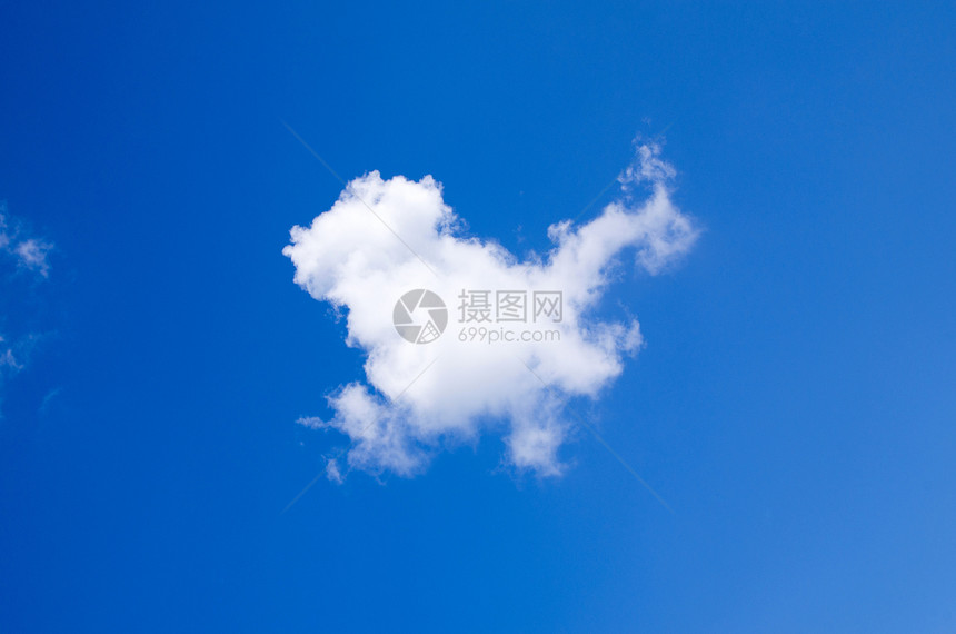 蓝蓝天空照片水分晴天蓝天气氛阳光天气云雾蓝色空气图片
