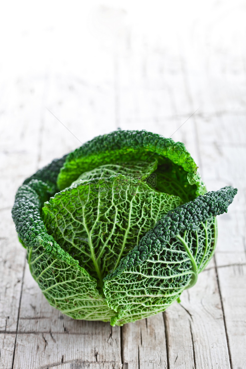 新鲜蓝菜卷心菜市场沙拉烹饪农业营养食物叶子花园产品白菜头图片