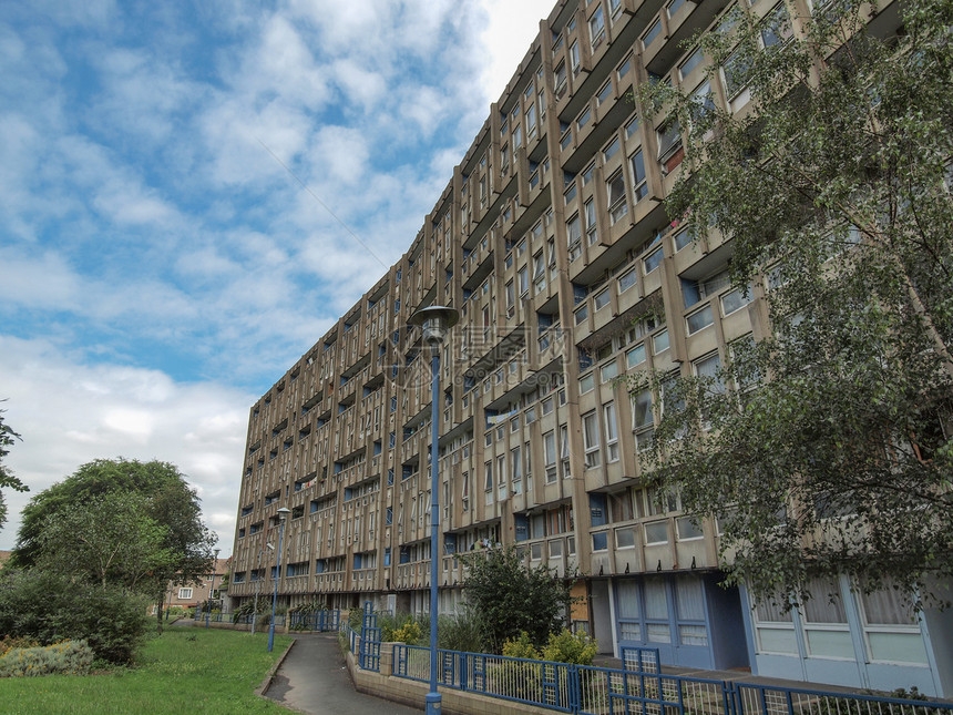 伦敦罗宾汉花园社论建筑建筑学英语兜帽杰作住房野兽派花园财产图片