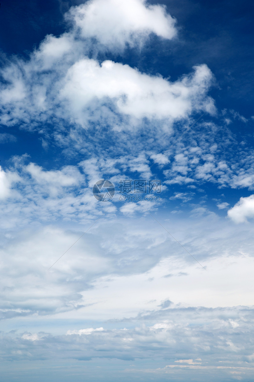 蓝蓝天空墙纸天气生长天堂多云白色青色图片