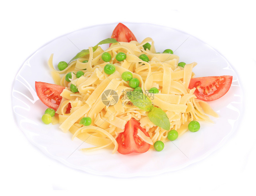 面条和青豆放在盘子上 关门了午餐生活食品白色草药绿色生产红色黄色食物图片