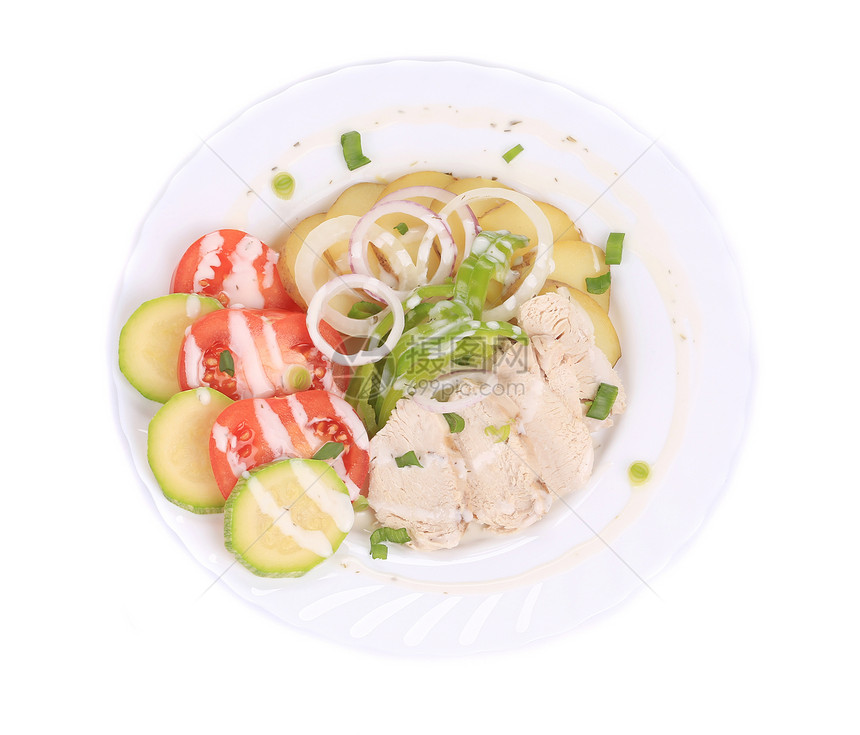 鸡肉沙拉加土豆盘子绿色家禽红色白色午餐饮食辣椒胸部食物图片