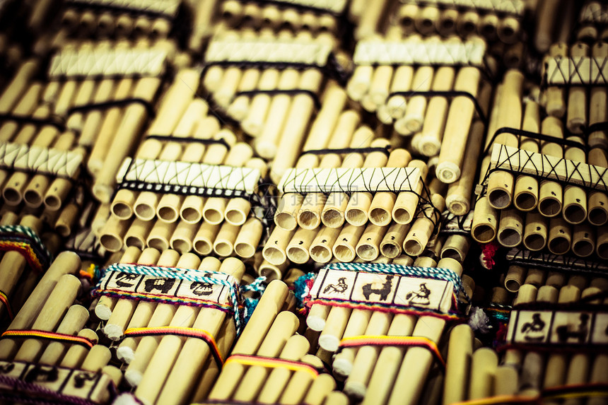 秘鲁当地市场中 真正的南美大洲粉丝初洛排箫音乐长笛利马拉丁竹子文化历史笔记图片
