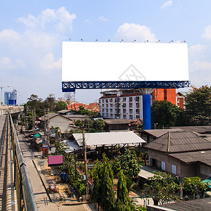 空户外广告牌横幅空白营销天空街道市场商业促销账单蓝色背景图片